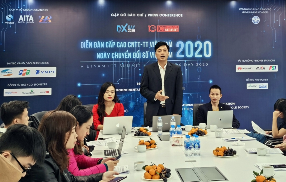 Toàn cảnh buổi họp báo giới thiệu chương trình Ngày Chuyển đổi số Việt Nam 2020